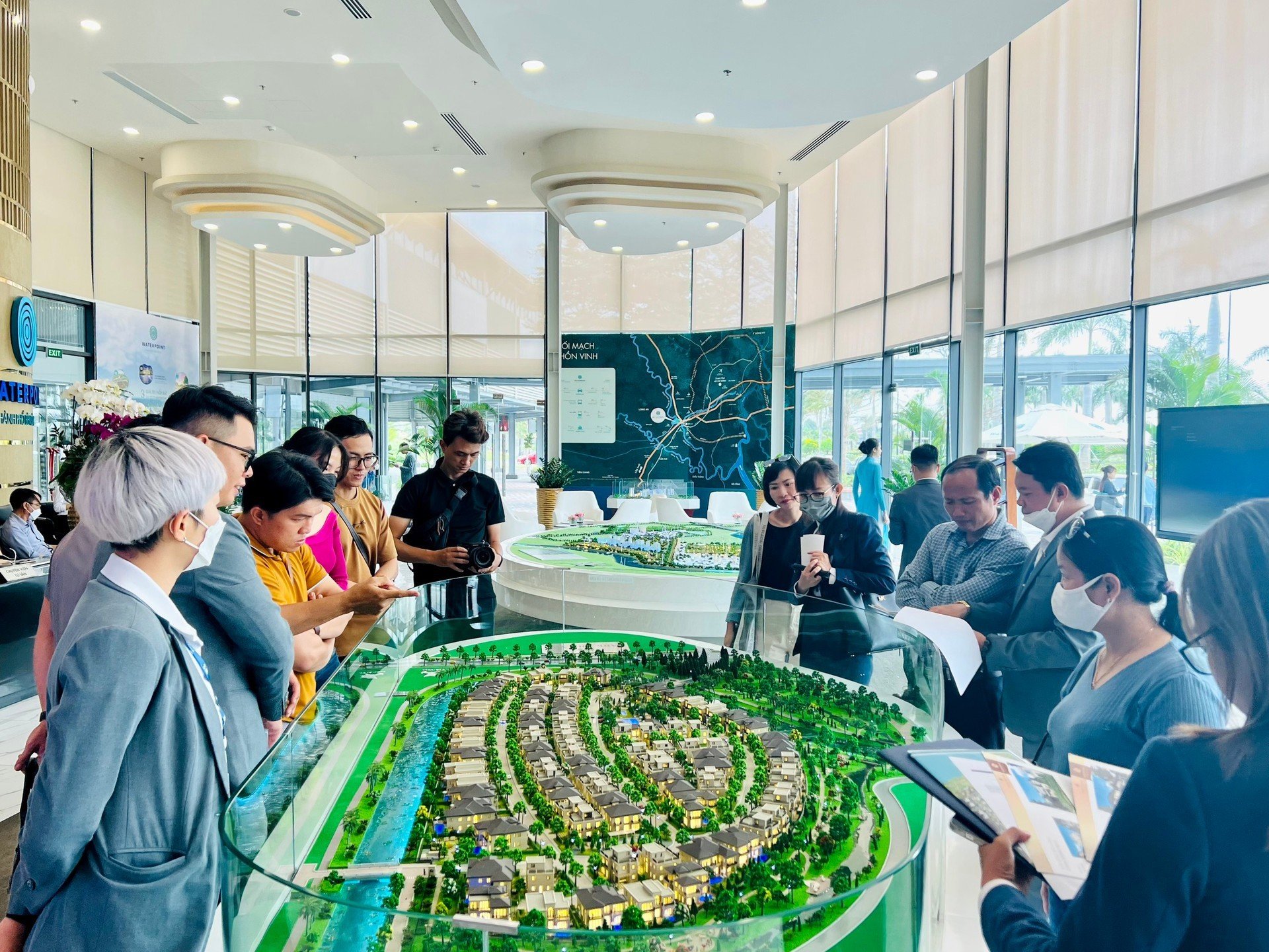 Bước vào cuộc đua mới, thị trường bất động sản đang dần hồi phục?